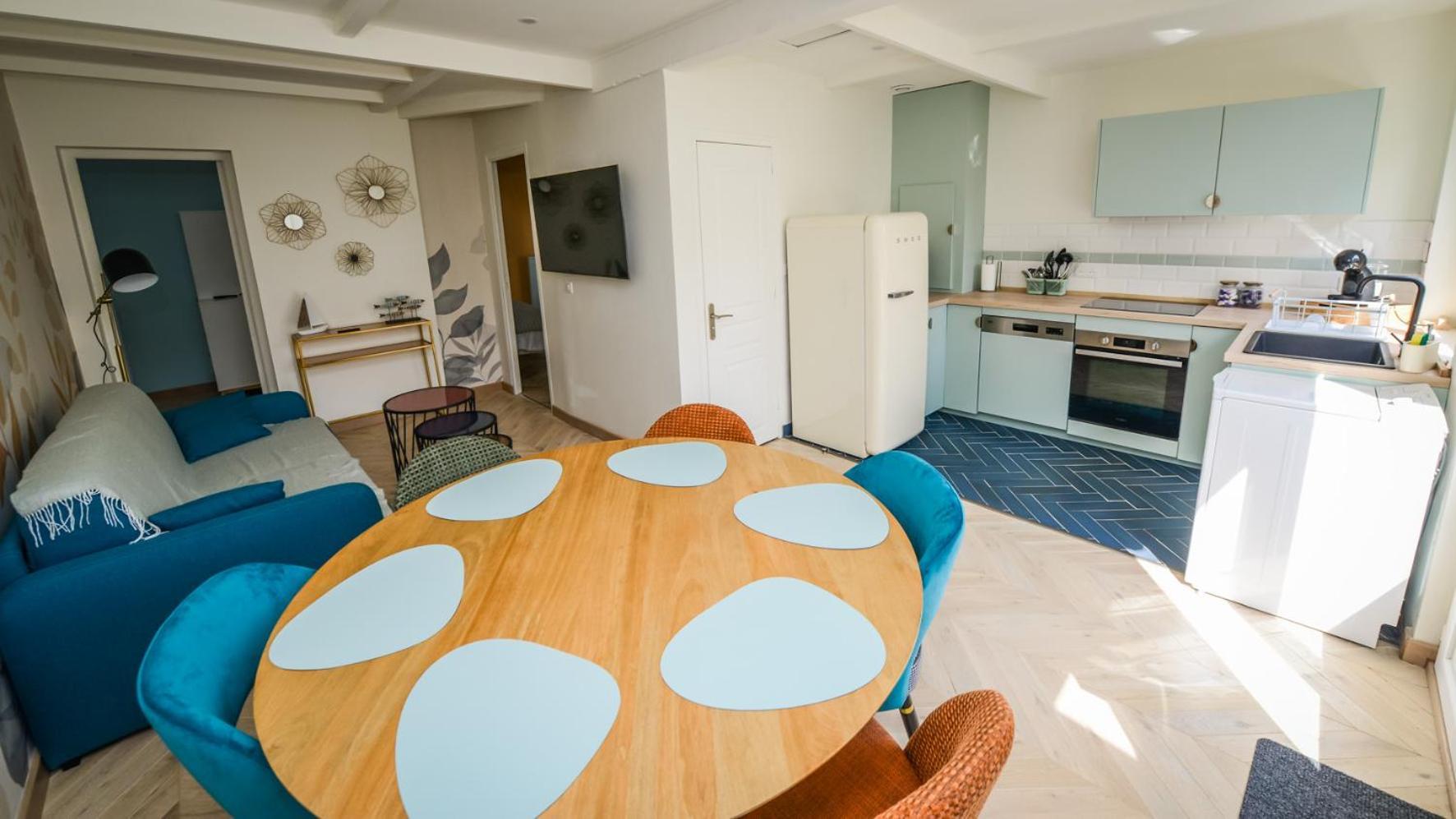 Holiday home Maison Calme Eventail De